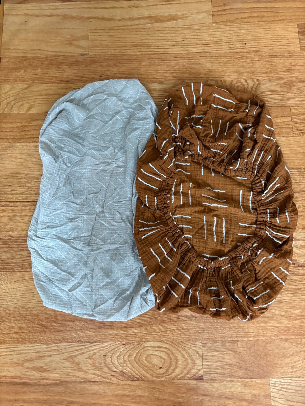 Mebie Baby Muslin Changing Cover 2 pack Grey & Mustard Mudcloth